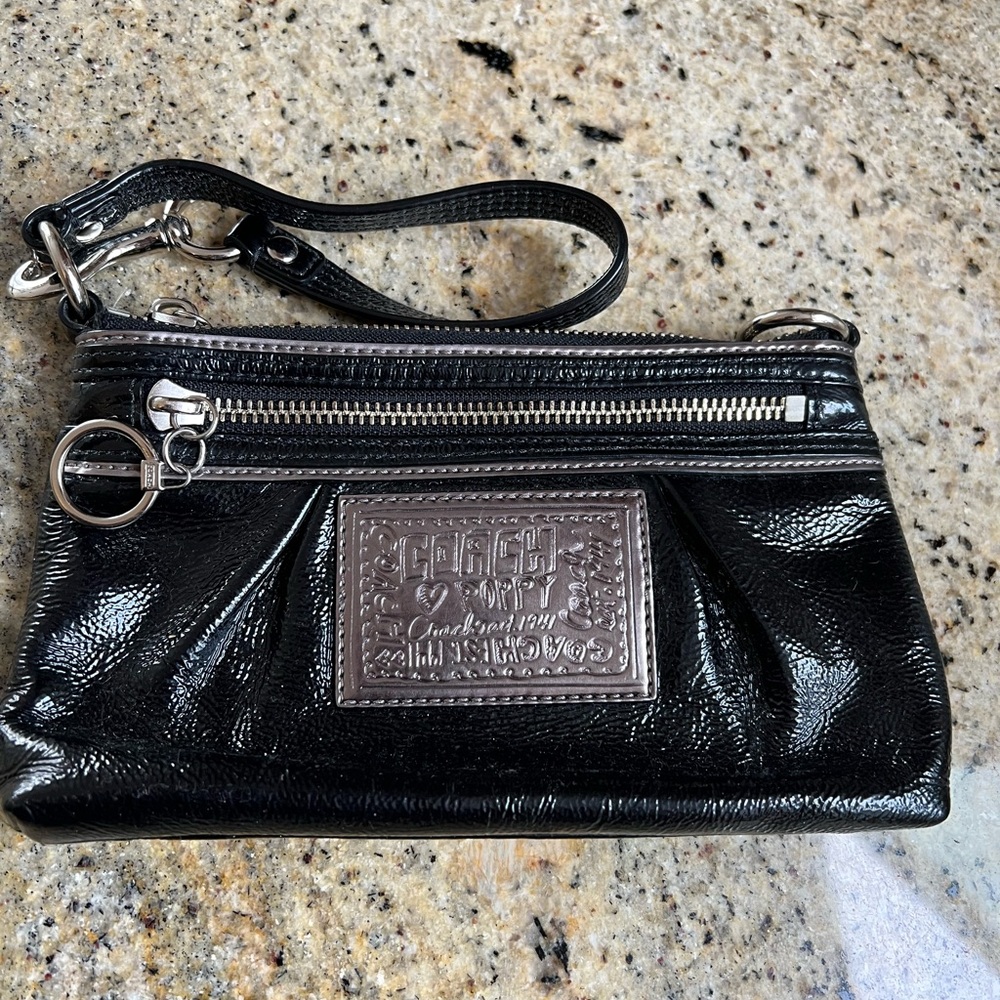 Coach Poppy Wristlet
